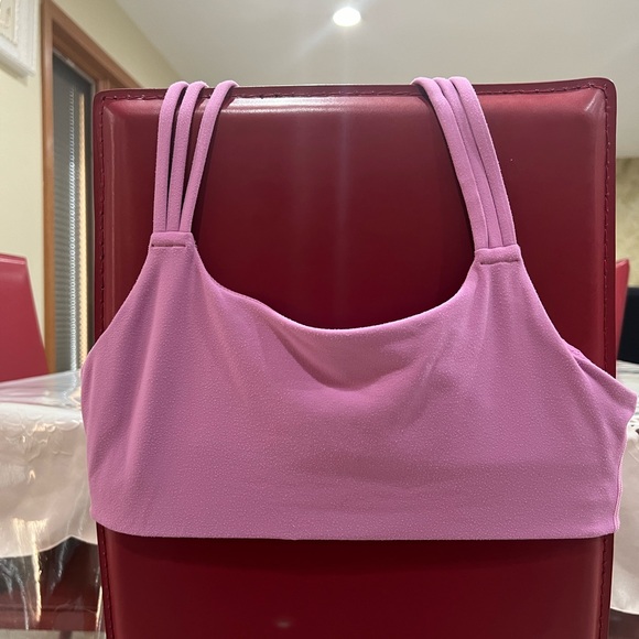 Athleta criss cross six straps sport bra excellent condition size s color Lilac - Picture 4 of 14